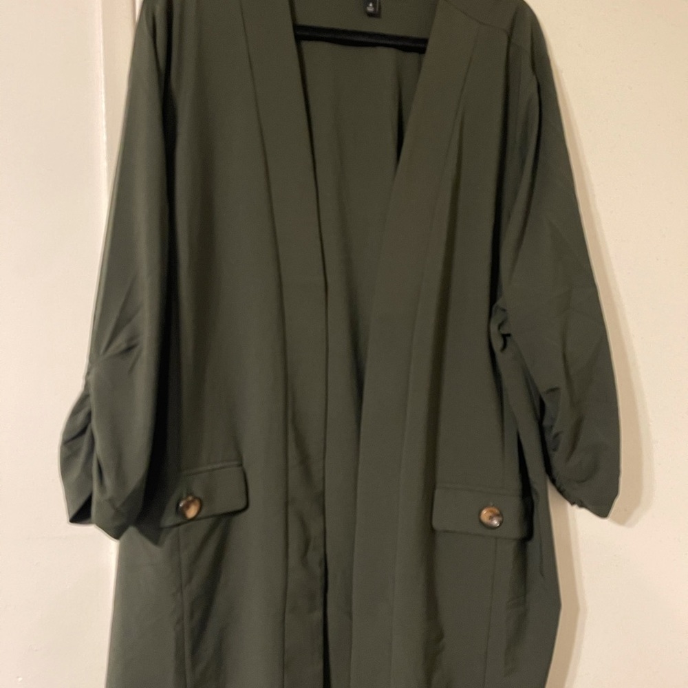 FOREST GREEN CREPE OPEN FRONT JACKET